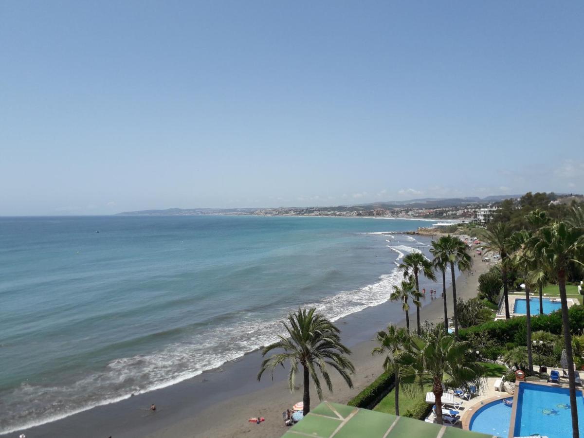 Апартаменти Front Sea View Penthouse Естепона Екстер'єр фото