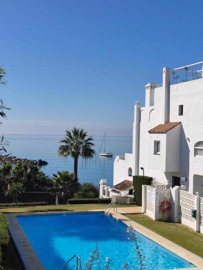 Апартаменти Front Sea View Penthouse Естепона Екстер'єр фото
