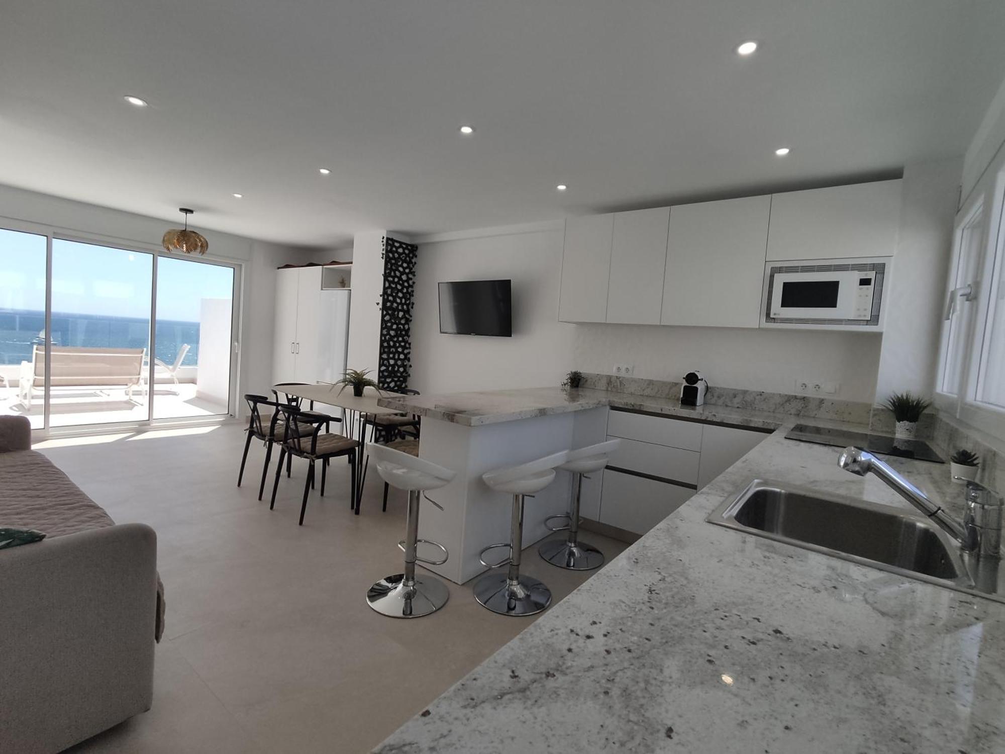 Апартаменти Front Sea View Penthouse Естепона Екстер'єр фото