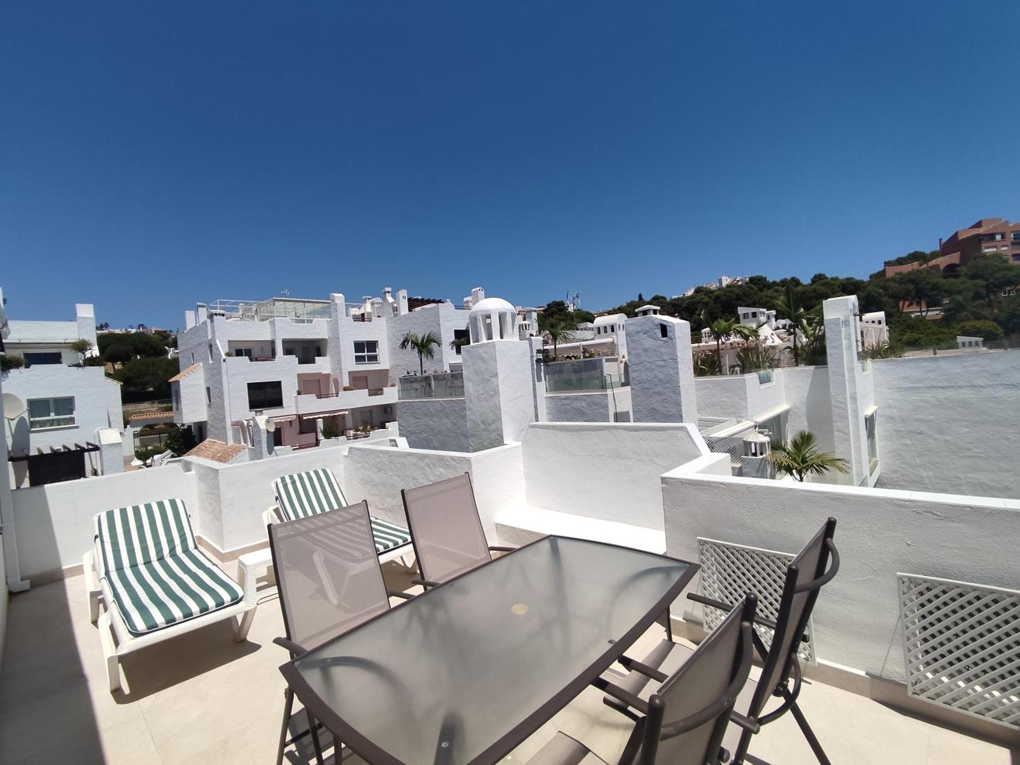 Апартаменти Front Sea View Penthouse Естепона Екстер'єр фото